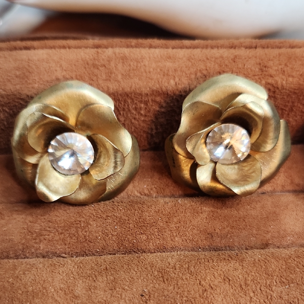 Monet Elegant Goldtone Flower Stud Rhibestone Earrings